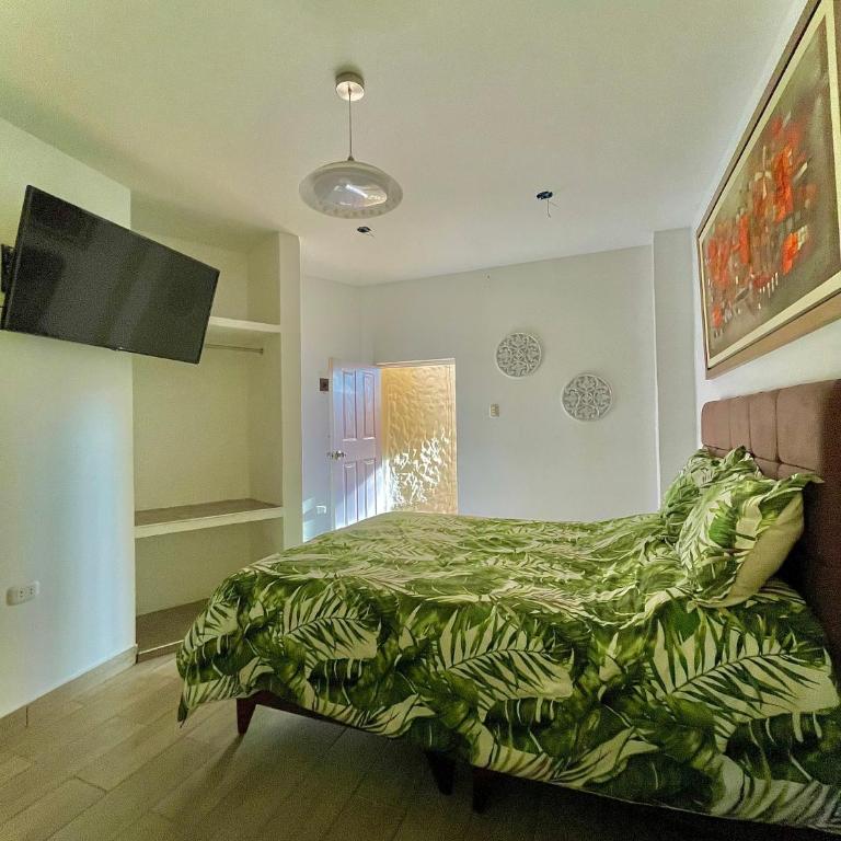 HUANCHACO GARDENS - Queen Room - 3