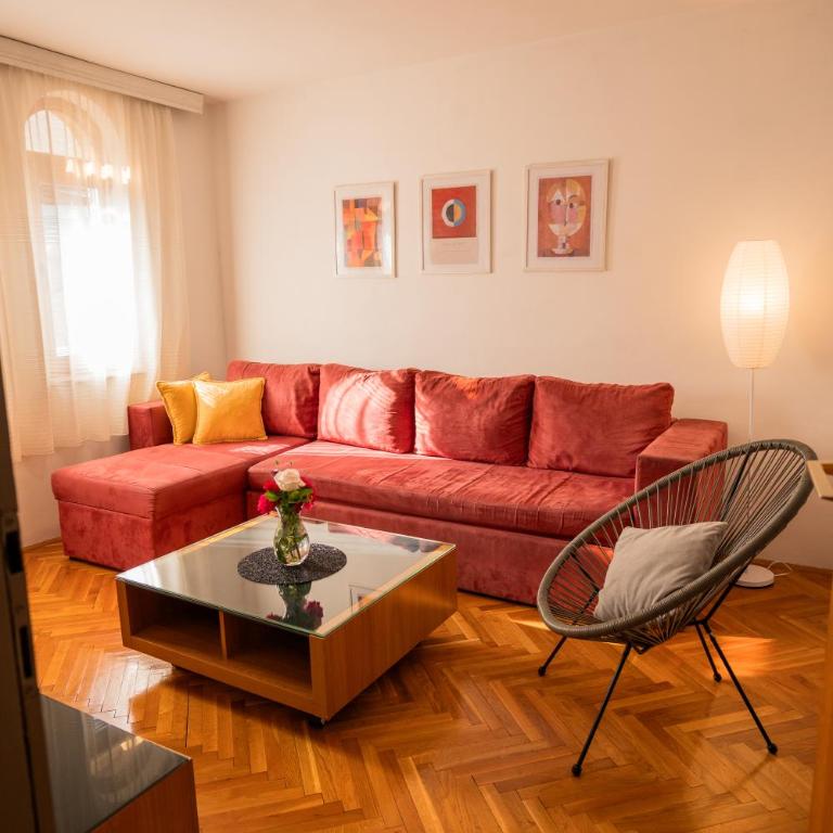 Apartman Emina - Three-Bedroom Apartment - 17