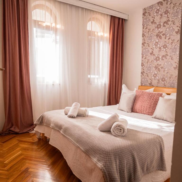 Apartman Emina - Three-Bedroom Apartment - 50