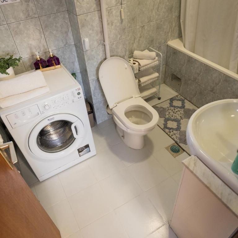 Apartman Emina - Three-Bedroom Apartment - 56