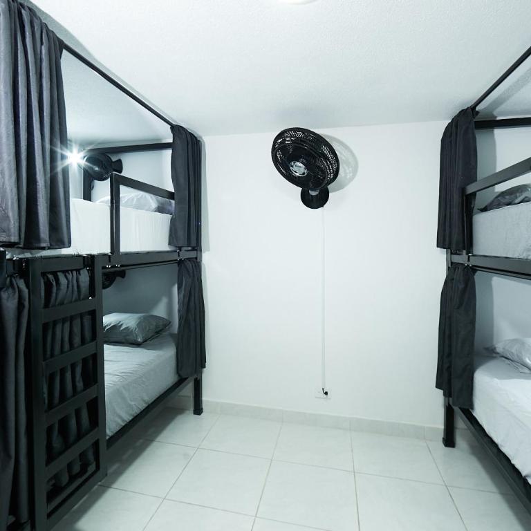 Hotel Casa Host 72 Estadio - Standard Quadruple Room - 6