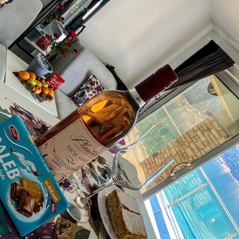 ApartHotel Maxim - Studio Apartment with Sea View - 2