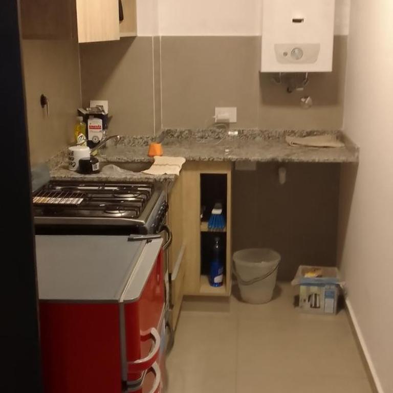 Hermoso en Plaza Alberdi - One-Bedroom Apartment - 4
