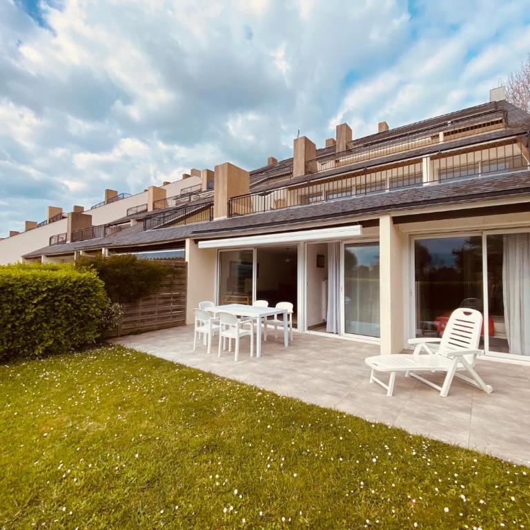 Appartement Cosy à 200m Plage du Fogeo - Terrasse, Parking, Équipé, 4-5 Pers. - FR-1-639-39 - Appartement - 1