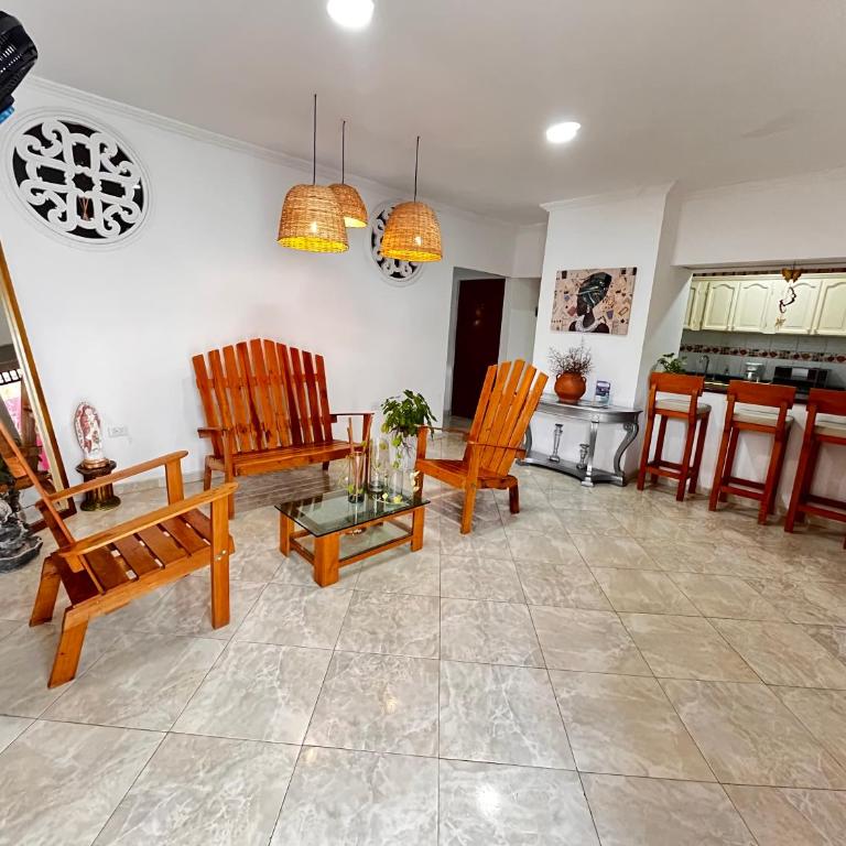Hostal Maus - Habitación Doble con baño privado - 5