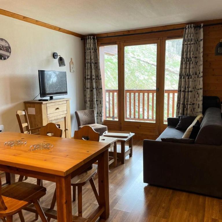 Résidence Dryades Hameau De La Vallee D'or - 3 pièces 6 personnes 3 expo sud ouest MAE-9314 - Appartement - 1