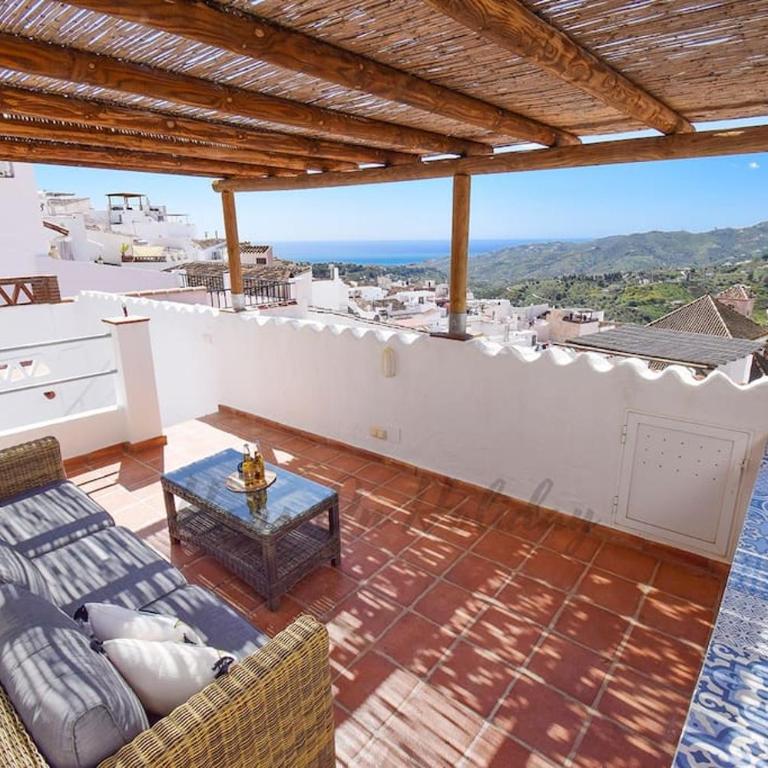 Casa Pomelo, Frigiliana Luxury center townhouse with pool and parking HansOnHoliday Rentals - Casa de 3 dormitorios - 39