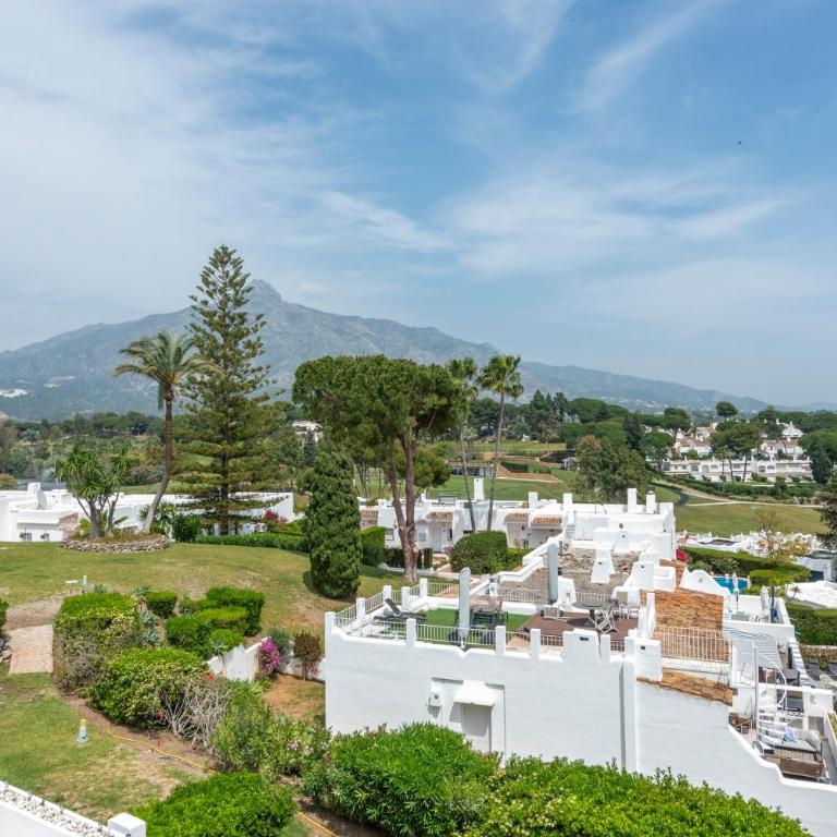 Azahara 2, Contemporary Scandinavian style open plan apartment with 2 terraces - Two-Bedroom Apartment - 18