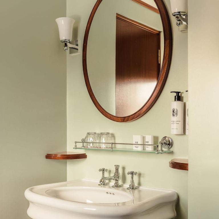 Hôtel Des Grands Voyageurs - Chambre Double « Signature » avec Lit Queen-Size - 5