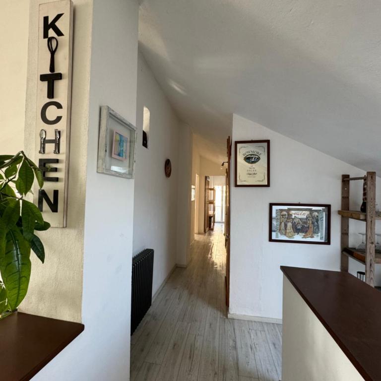 Mansarda Vista Mare a Zinola - Appartamento con 3 Camere da Letto - 22