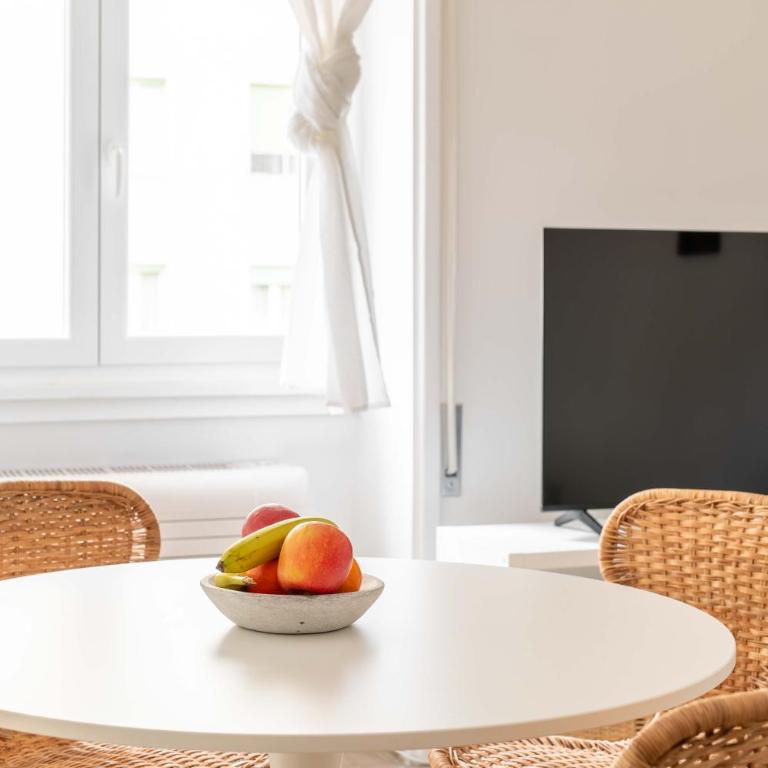LoveRhome Apartment 2 - Appartamento con 1 Camera da Letto - 2