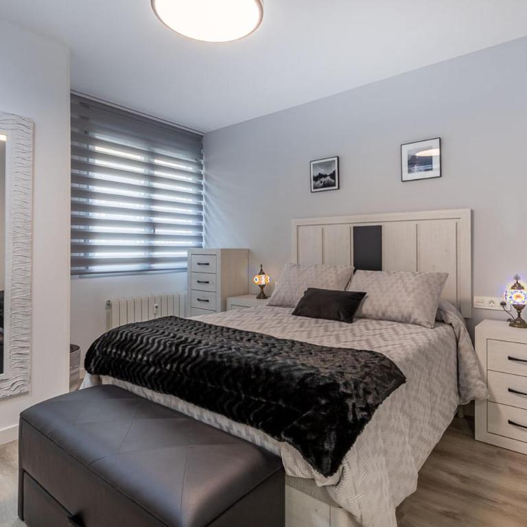 Dreaming Trinidad - free parking - Two-Bedroom Apartment - 14