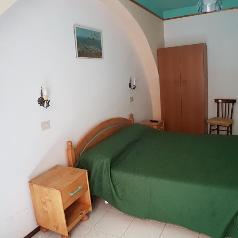 Casa Vittorio B&b - Classic Quadruple Room - 4