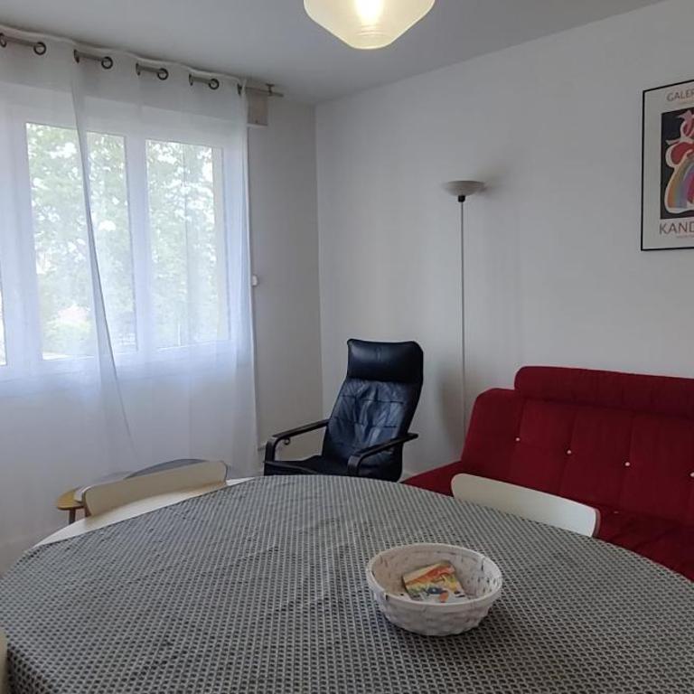 Bright 70m Cosy Near The Beach - Apartment - 2