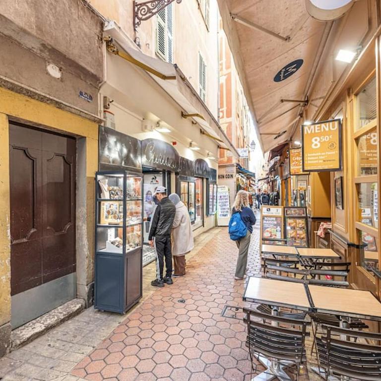 Magnifique appartement au cœur du Vieux Nice - Appartement 2 Chambres - 28