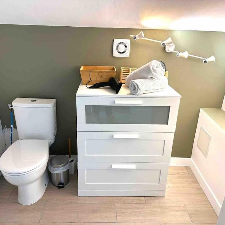 "Le Bamboo"Studio Charpennes Climatisé Prox Gare Métro Tram - One-Bedroom Apartment - 16