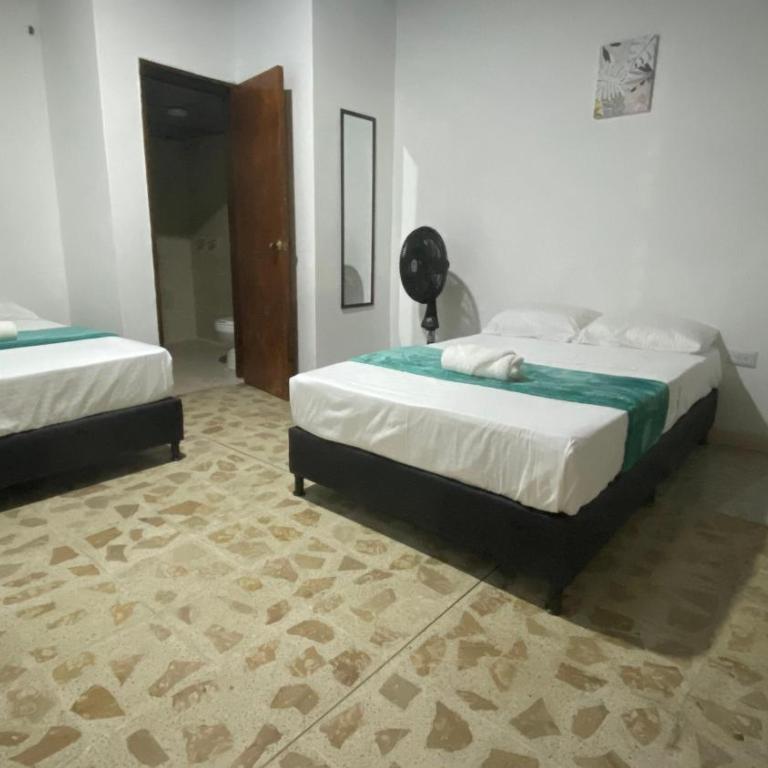 APARTAHOTEL ESTADIO GOLD - Habitación Doble - 1 o 2 camas - 2