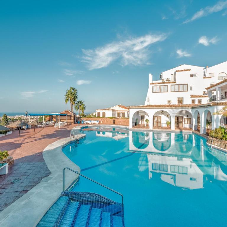 Townhouse in Capistrano village with 2 pool areas - Casa de 3 dormitorios - 4