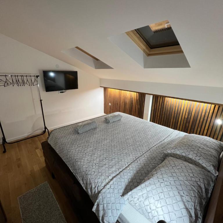 LiboroApartments - One-Bedroom Apartment - 3