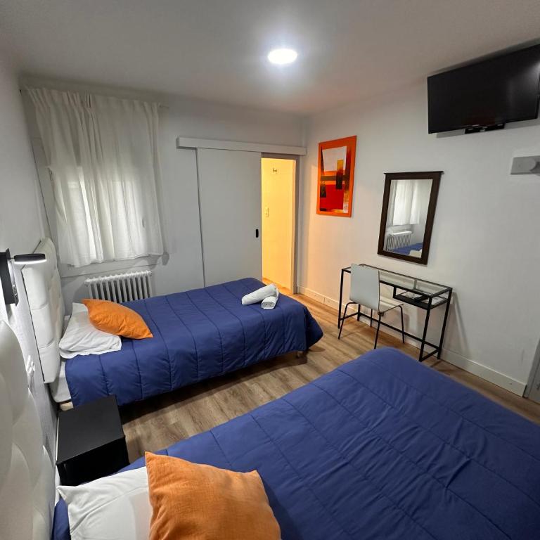 Hostal ARS - Zweibettzimmer mit eigenem Bad - 5