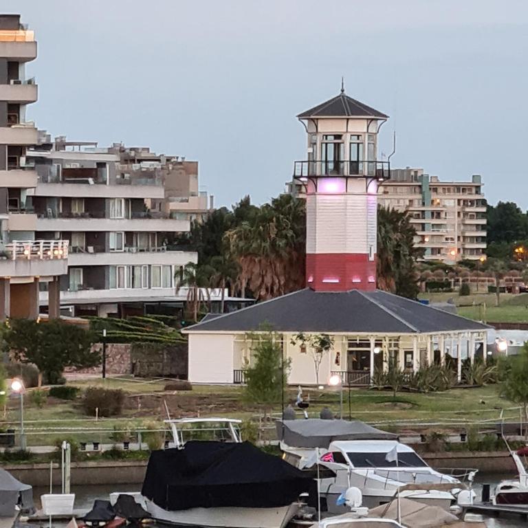 Nordelta Bahía Grande con Cochera Cubierta - Apartamento de 1 dormitorio con balcón y vistas al agua - 7
