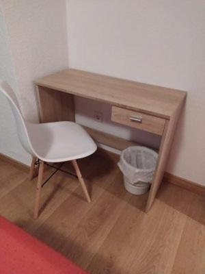 Hostal Rosa - Standard Twin Room - 1