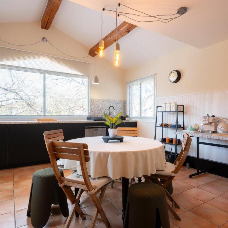 Villa Serrane - Appartement avec accès piscine - Appartement - 4