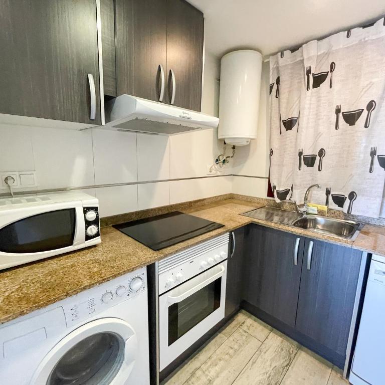 Apartamentos Mirador del Castillo 3000 - Apartamento de 2 dormitorios - 38