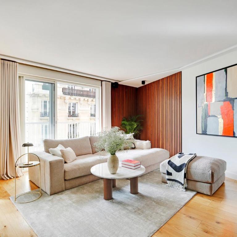 Ecrin de luxe à la Tour Eiffel - Appartement - 24