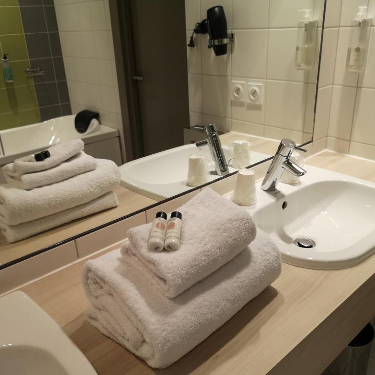 Hotel le Cinq Hyper - Centre - Junior Suite - 7