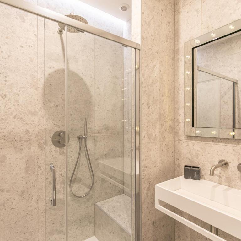 MBA - Felix Faure Luxury Appart proche Tour Eiffel - Appartement 2 Chambres - 65