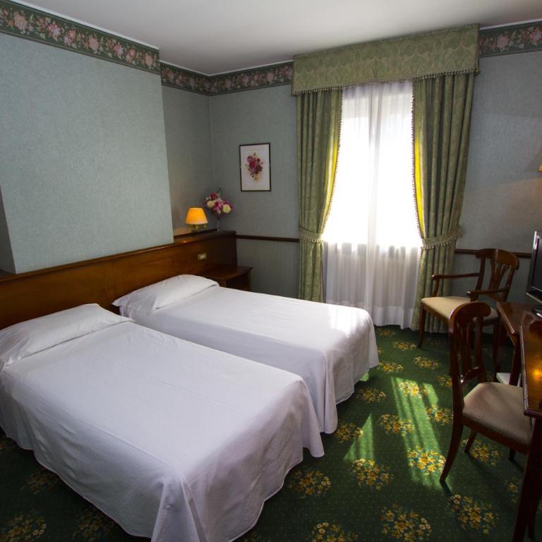Hotel De La Ville - Camera Matrimoniale/Doppia con Letti Singoli - 5
