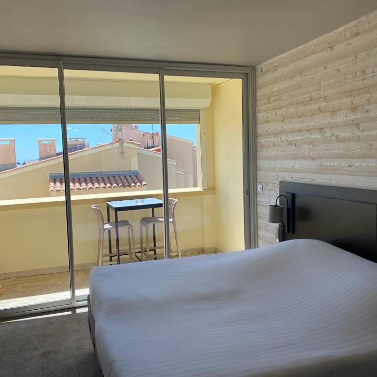 Hôtel La Grande Conque - Chambre Double avec Balcon - 2