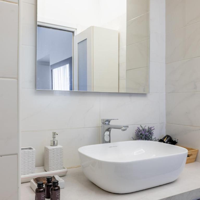 DOMUS GIULIA - Appartamento con 1 Camera da Letto - 13