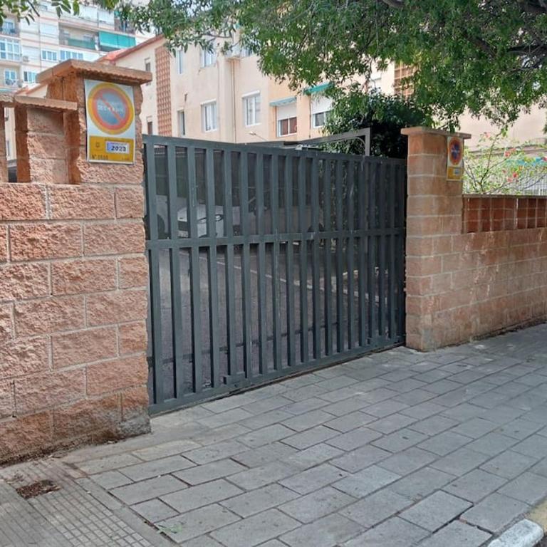 Céntrico garaje excelentes comunicaciones - Apartamento de 1 dormitorio - 23