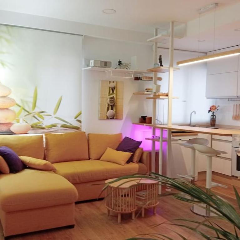 Céntrico garaje excelentes comunicaciones - Apartamento de 1 dormitorio - 8