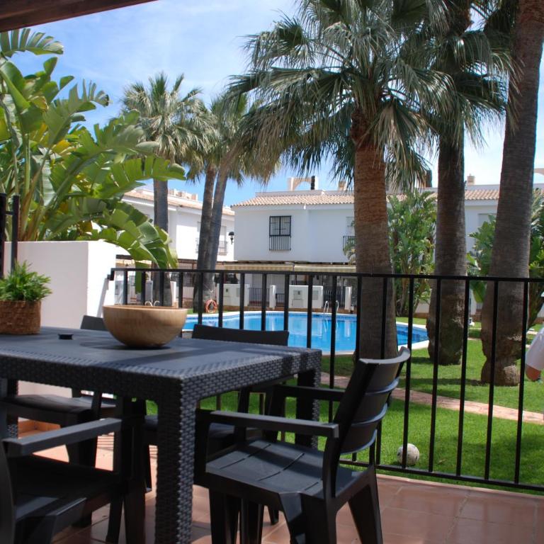 Magnífico Adosado con Piscina en Urb. Palm Beach - Casa de 3 dormitorios - 37
