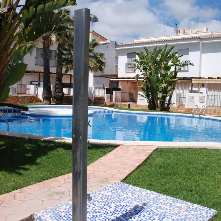 Magnífico Adosado con Piscina en Urb. Palm Beach - Casa de 3 dormitorios - 43