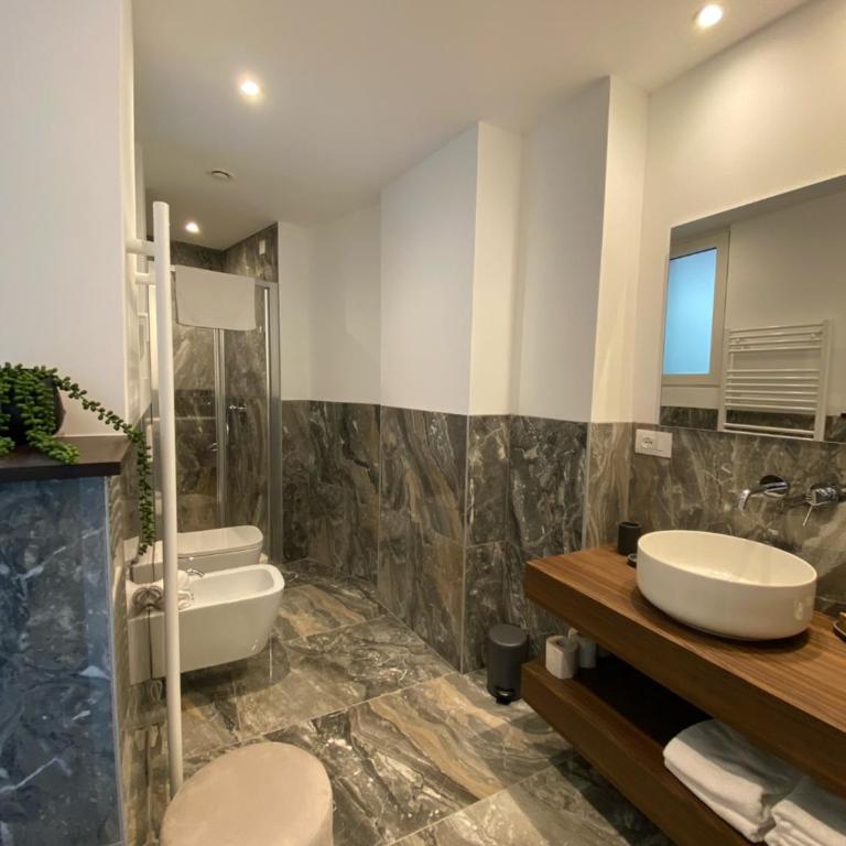 Le Stanze del Lago Lake View - Suite con Vista Lago - 9