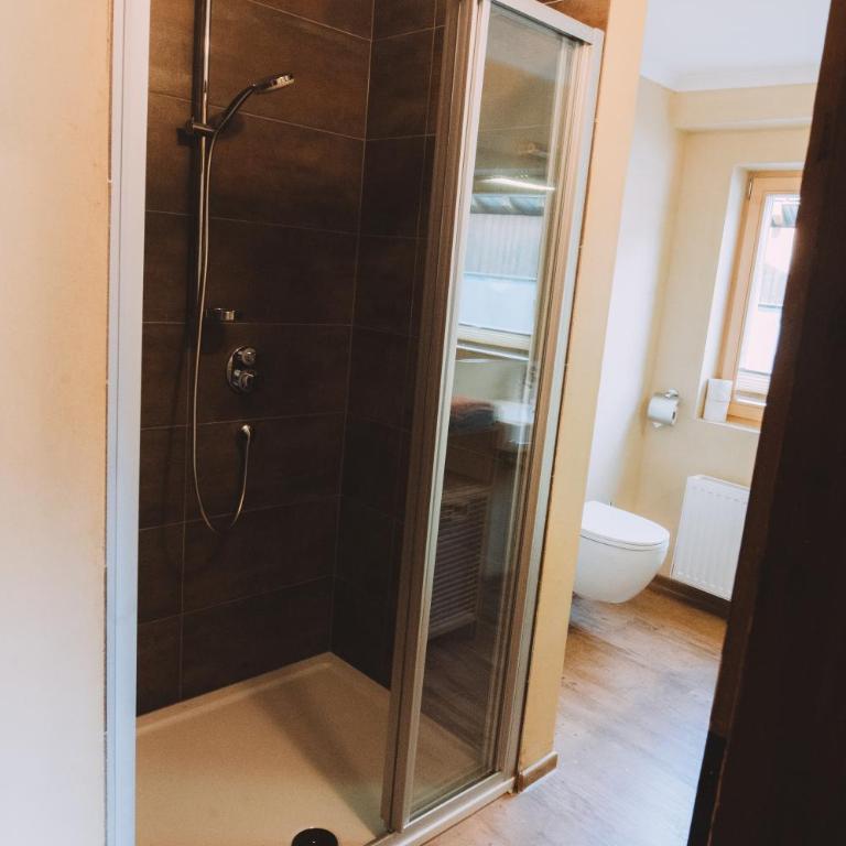 Berghotel Breitmoos - Dreibettzimmer mit eigenem Bad - 2