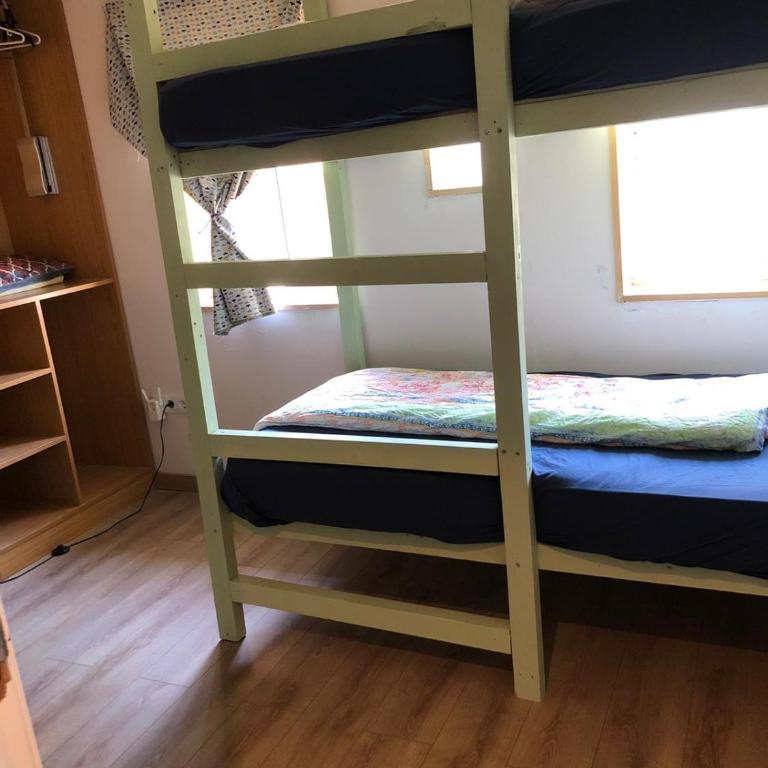 International Hostel Lapplandia B&B. - Economy Quadruple Room with Shared Bathroom - 1