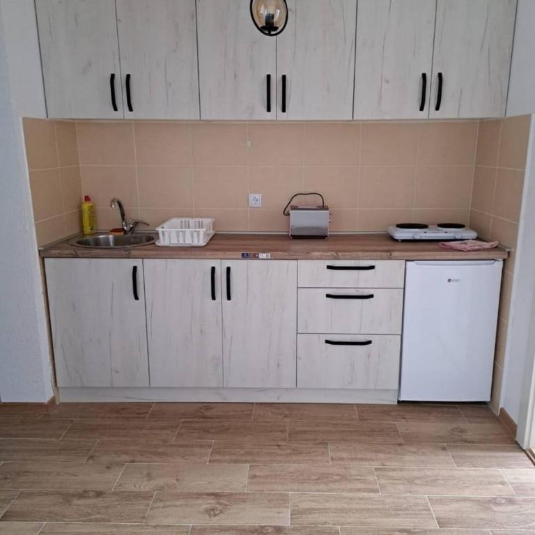 Talija Apartman - Porodični Apartman s 1 Spavaćom Sobom - 3