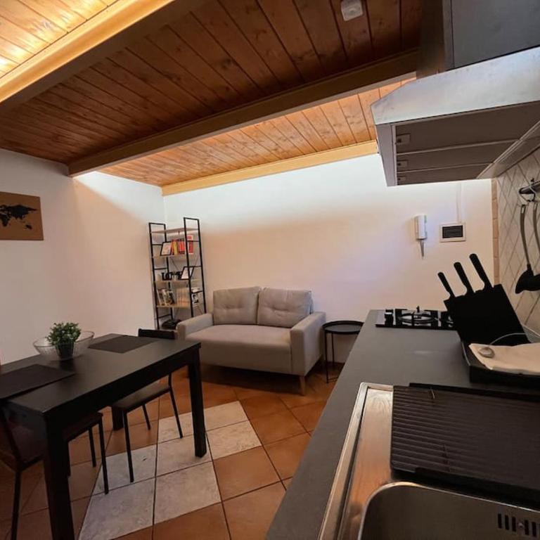 Metro Roma Termini - Love in Loft - Appartamento con 1 Camera da Letto - 21