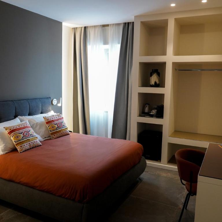 Morris Rooms - Deluxe Double Room with Bath - 4