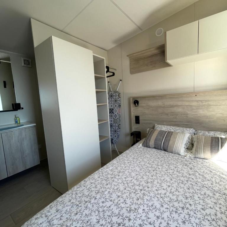 BUNGALOW DOMAINE DE L'ILE D'OR - Casa con 2 Camere da Letto - 44