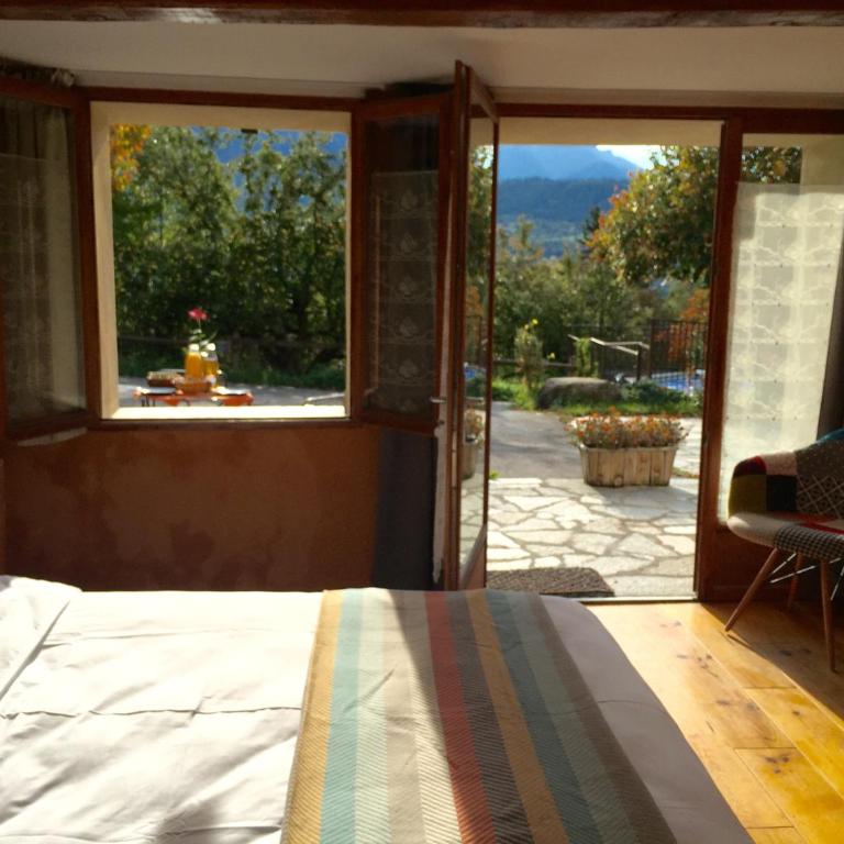 Chambre d'Hôtes La Grange des Ecrins - Chambre Double - Accessible aux Personnes à Mobilité Réduite - 10