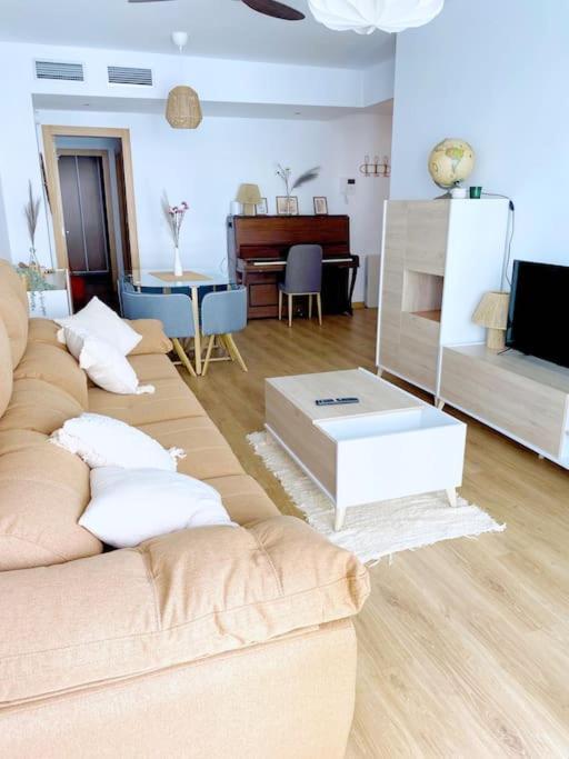 Casa del Mar luxury. Primera linea de playa - Apartamento de 2 dormitorios - 27
