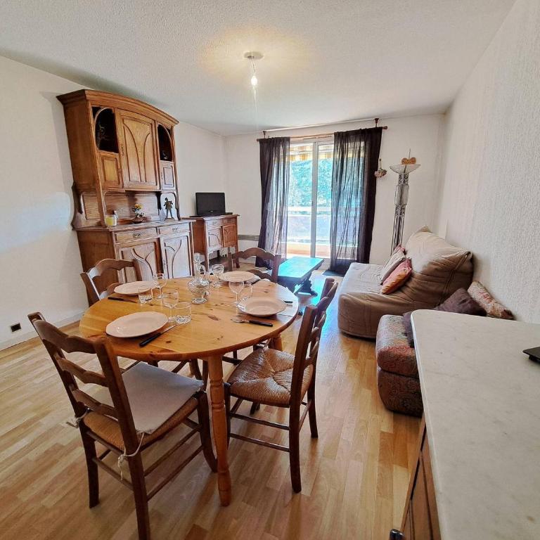 T2 calme à Barcelonnette, centre-ville - Apartamento de 1 dormitorio - 6
