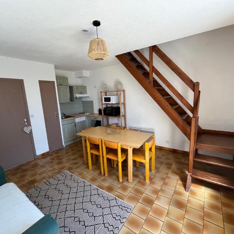 Six Duplex à la montagne POMPIERY - Apartamento Dúplex - 1