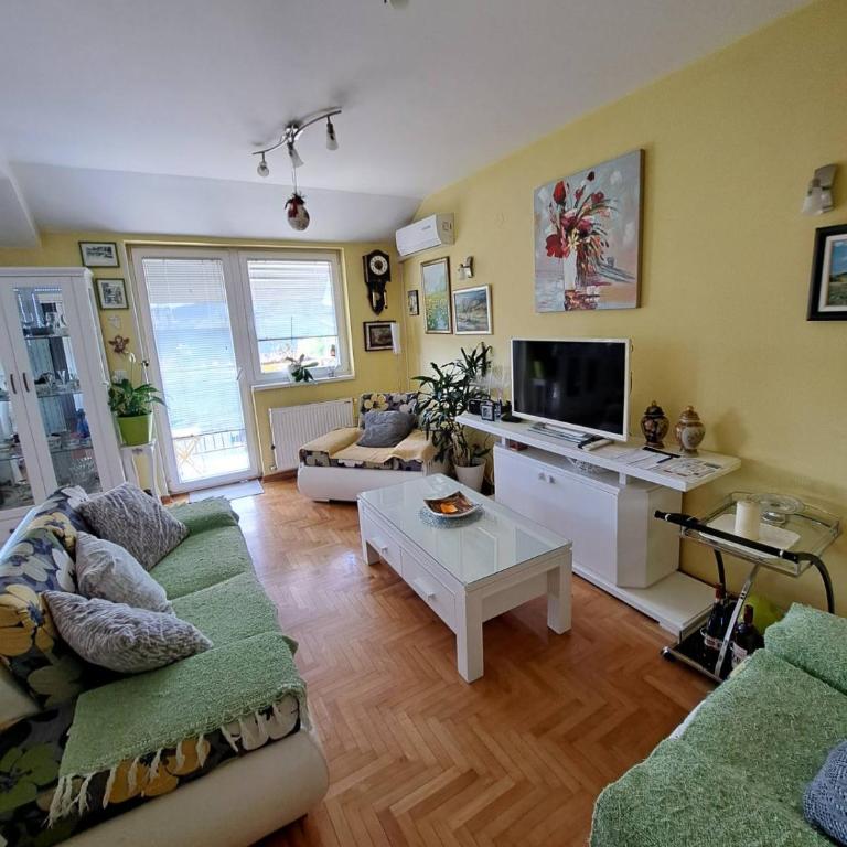 Apartman Swiss - Two-Bedroom Apartment - 3
